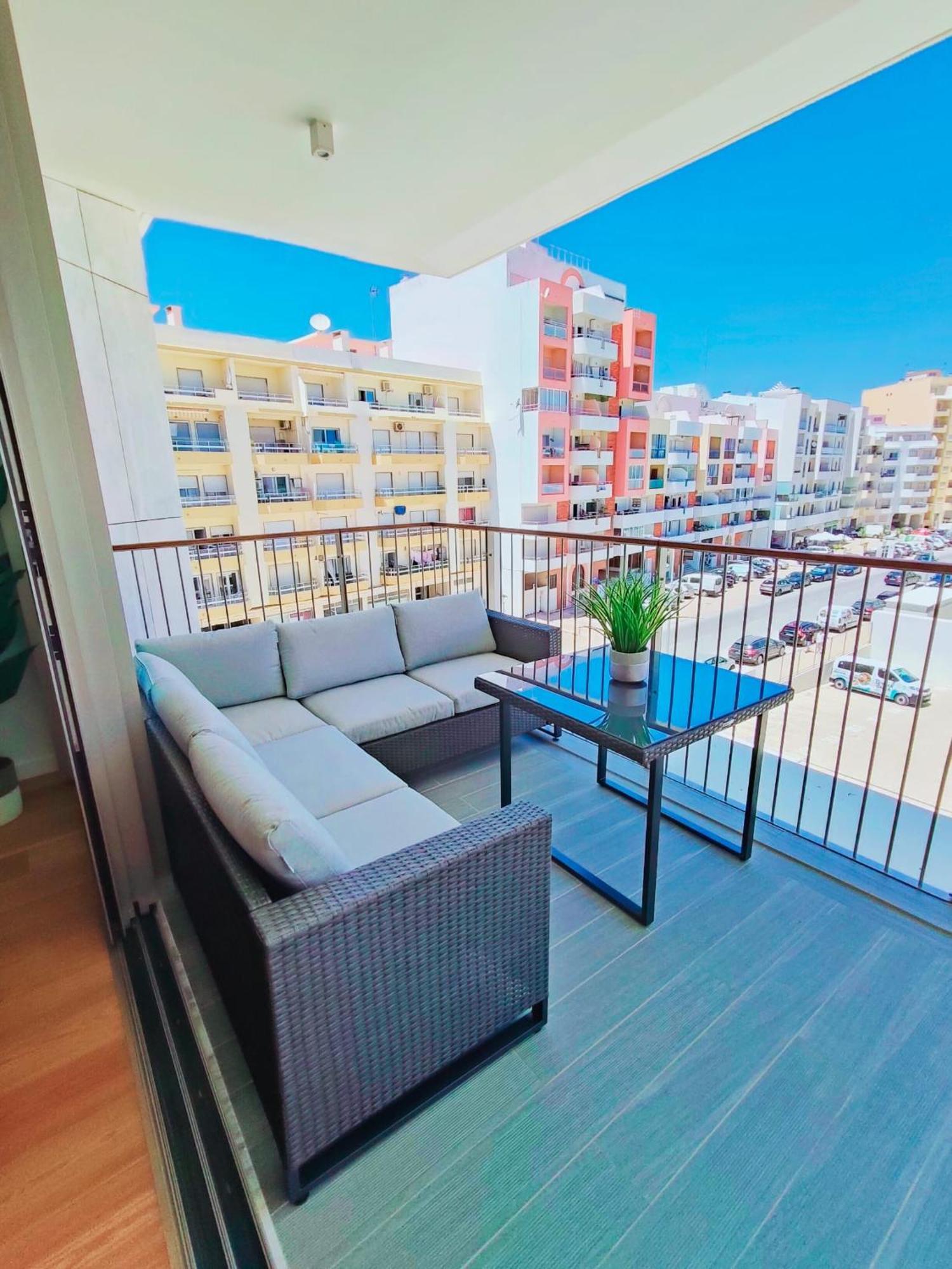 Bayline- Beachfront And Pool Armação de Pêra Exteriör bild
