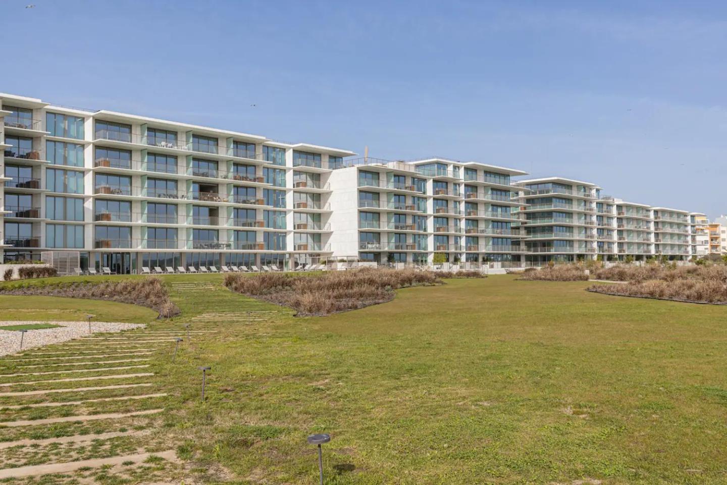 Bayline- Beachfront And Pool Armação de Pêra Exteriör bild